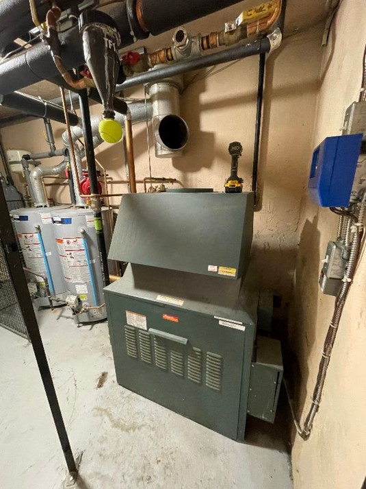 A commercial heater from Hydro-Flo Plumbing & Heating